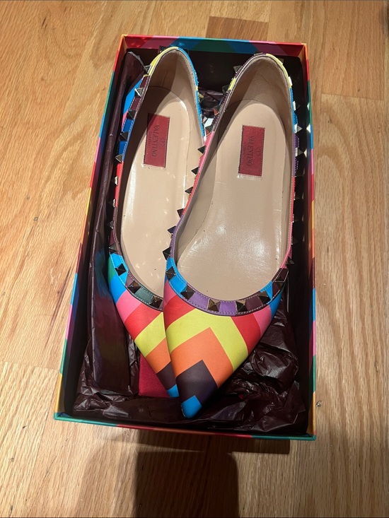 Valentino Garavani Shoes - Valentino Garavani Multicolor Chevron Pointed Studded Flats